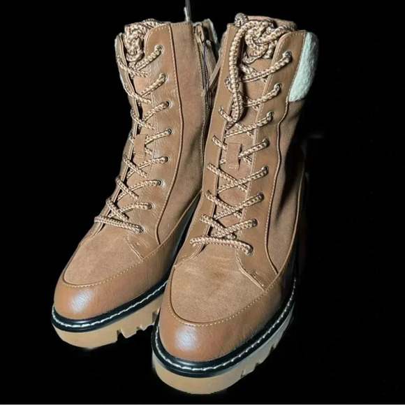 New MSRP $115 Violet & Red Womens Alexa Leather Lace Up Bootie Womens Sz 7.5 - Picture 3 of 13